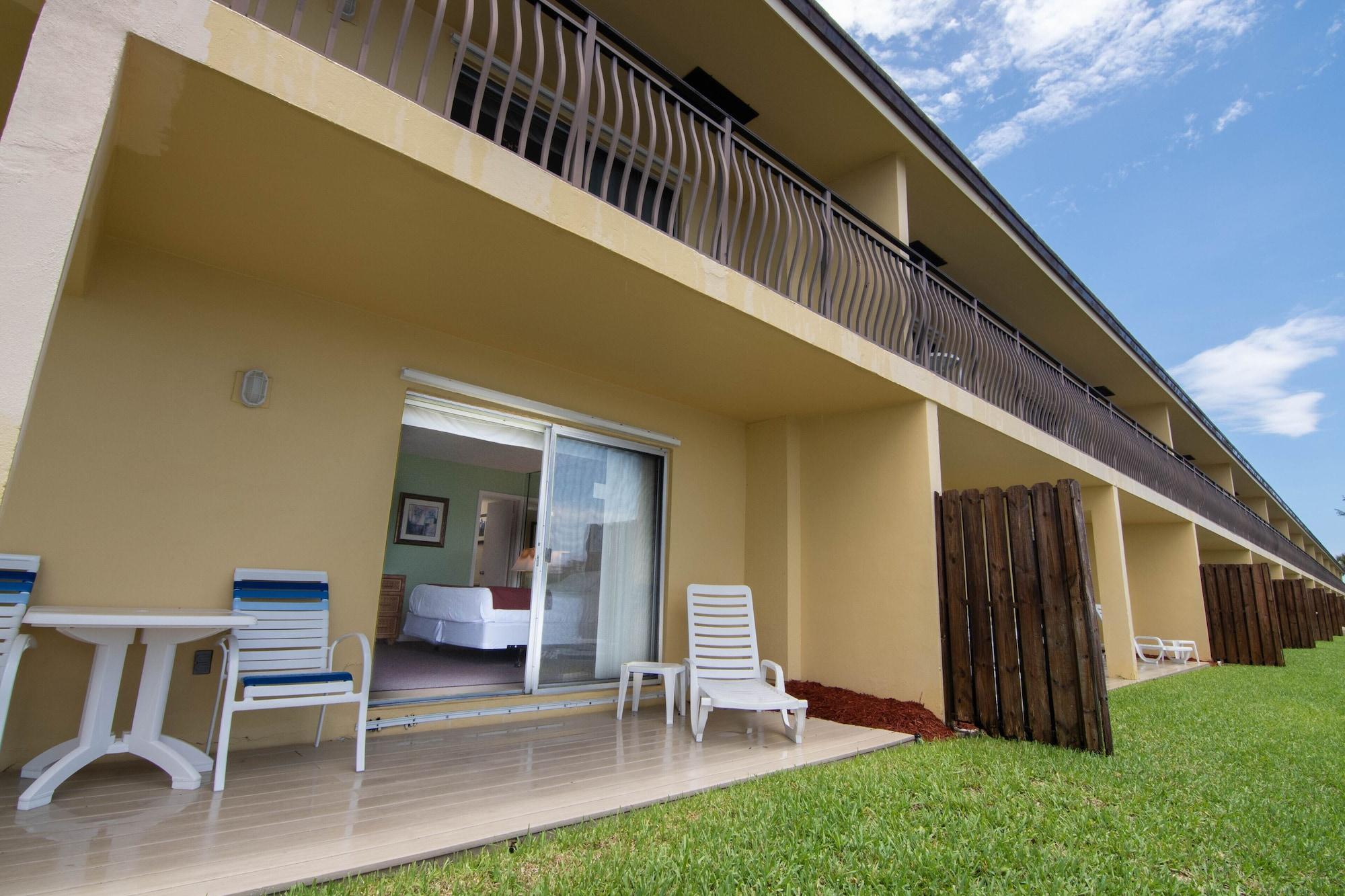 לייק וורת' Palm Beach Resort מראה חיצוני תמונה
